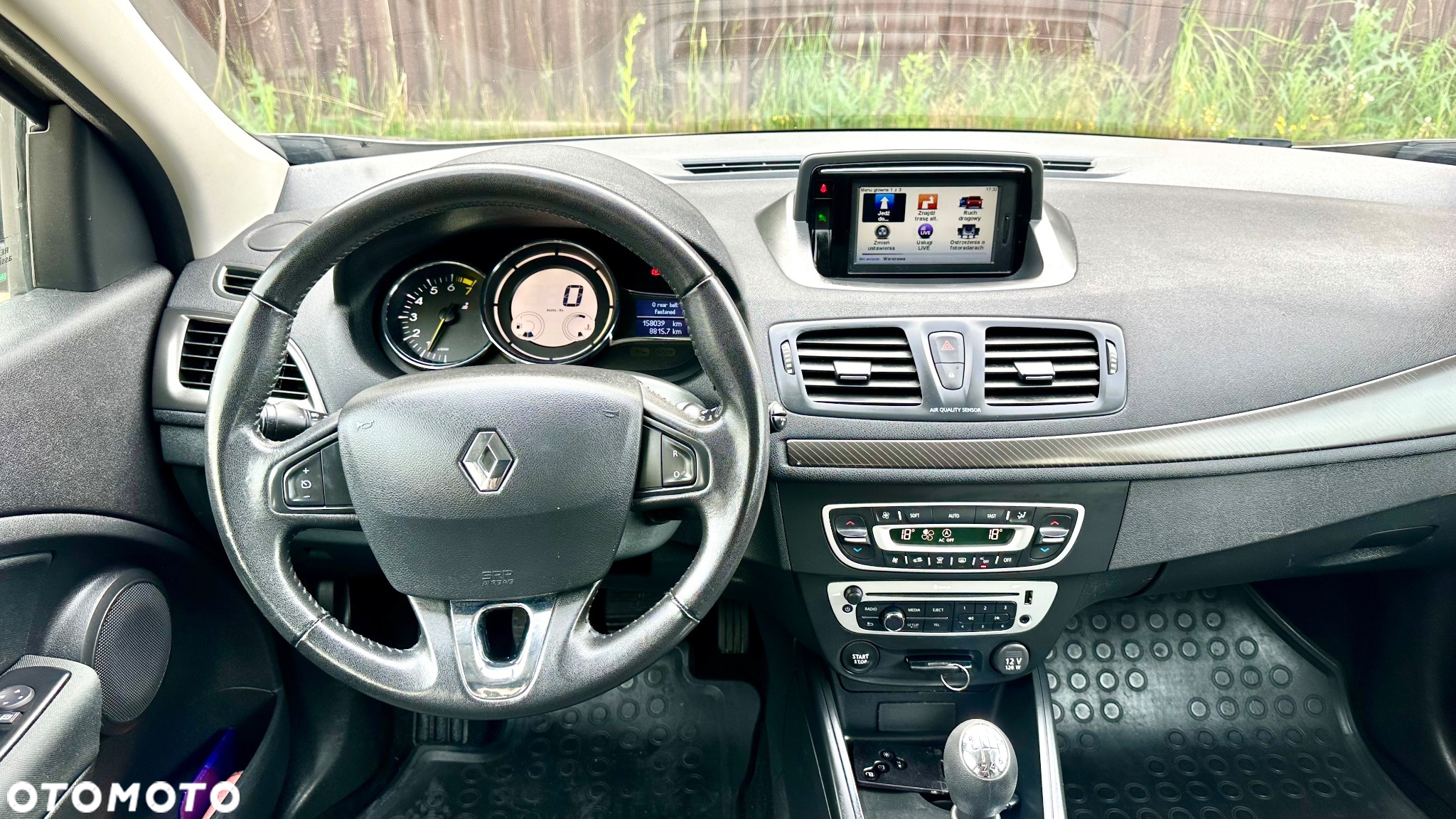 Renault Megane Grandtour ENERGY TCe 115 Start & Stop Bose Edition - 21