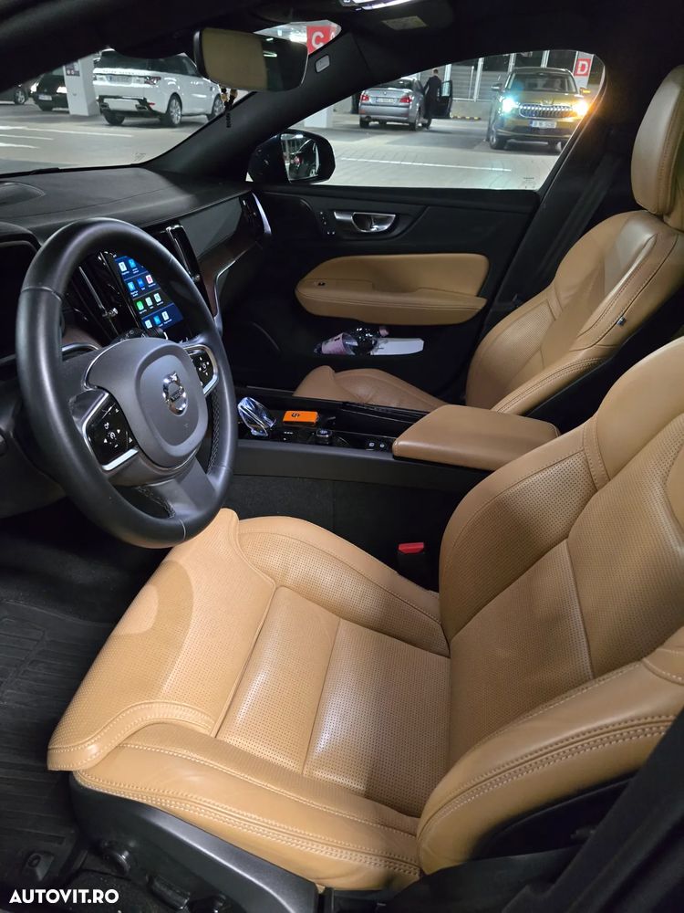 Volvo V60 V60CC B5 MHEV AT AWD Ultimate Bright - 17