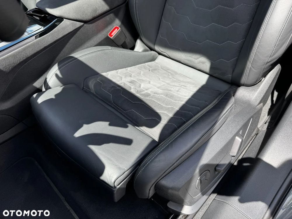 Audi A6 Avant e-tron - 31
