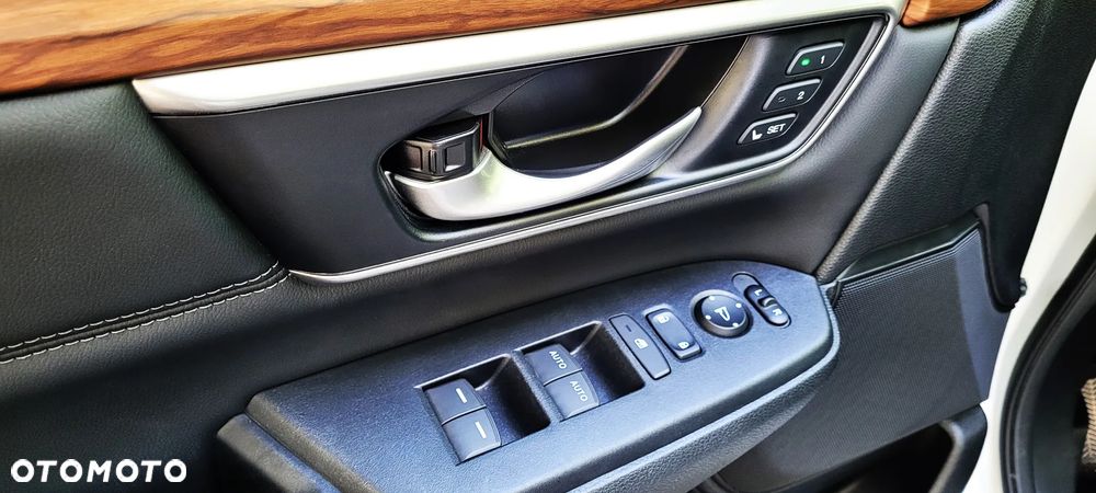 Honda CR-V 1.5T 4WD CVT Executive - 10