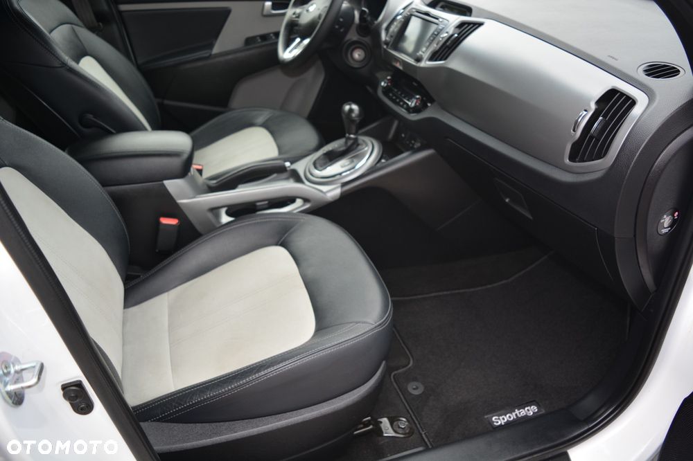 Kia Sportage 2,0 CRDI AWD Spirit - 24