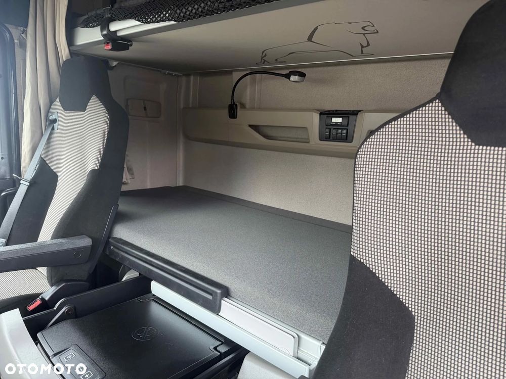 MAN TGX 26.500 CHŁODNIA THERMO KING OŚ SKRĘTNA - 11