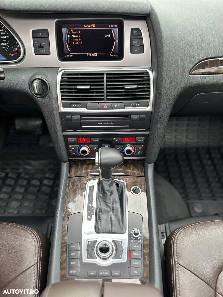 Audi Q7 3.0 TDI Quattro Tip - 10