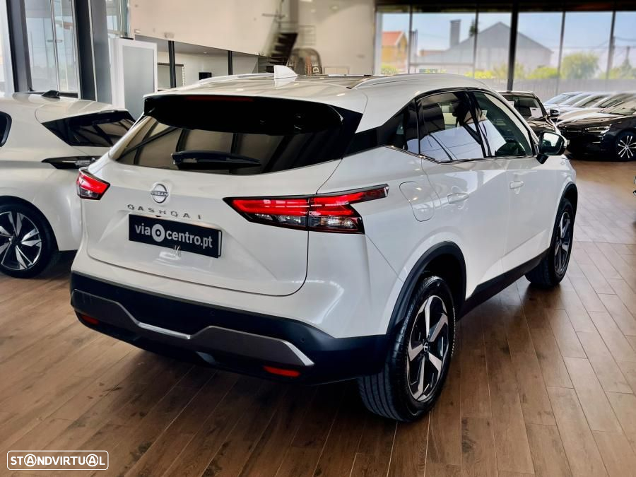 Nissan Qashqai 1.3 DIG-T N-Connecta LED+SKY - 2