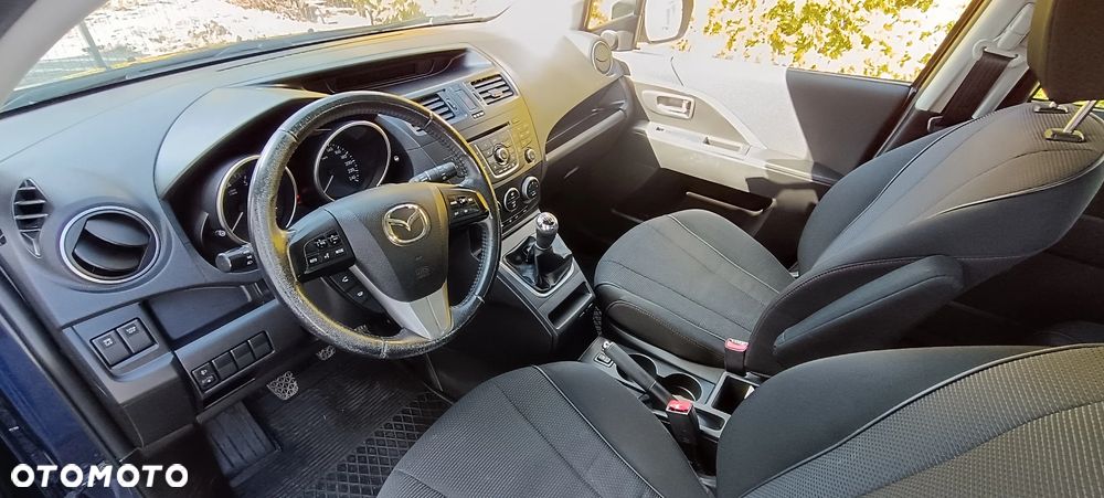 Mazda 5 - 7