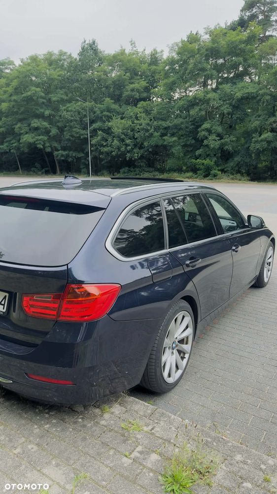 BMW Seria 3 330d xDrive Edition Luxury Line Purity - 5