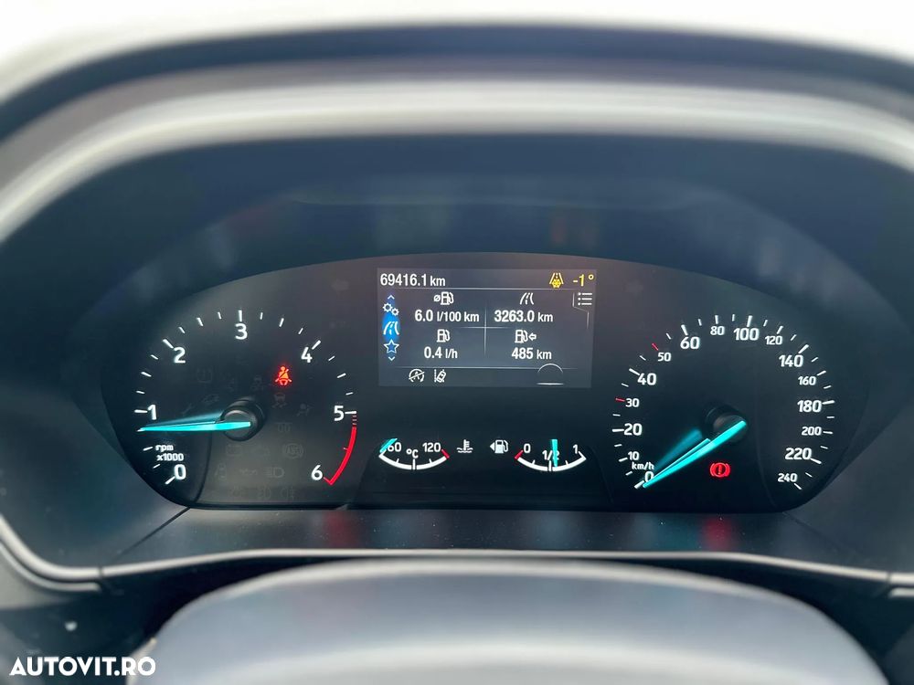 Ford Focus 1.0 EcoBoost Connected - 9