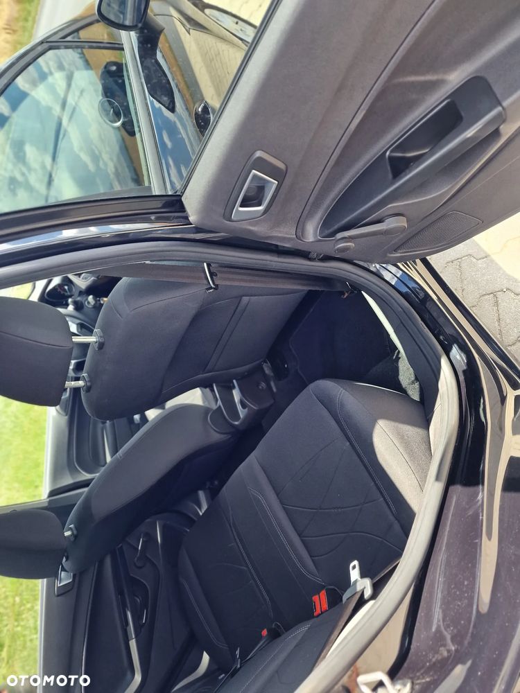 Ford Fiesta 1.0 EcoBoost Trend - 25