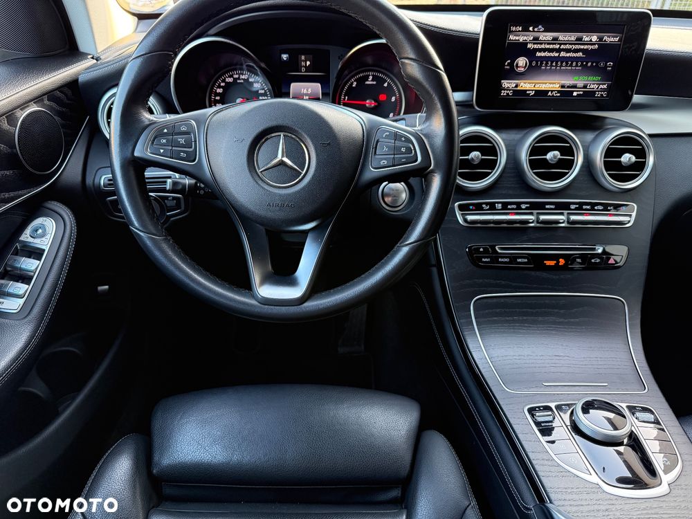 Mercedes-Benz GLC - 12