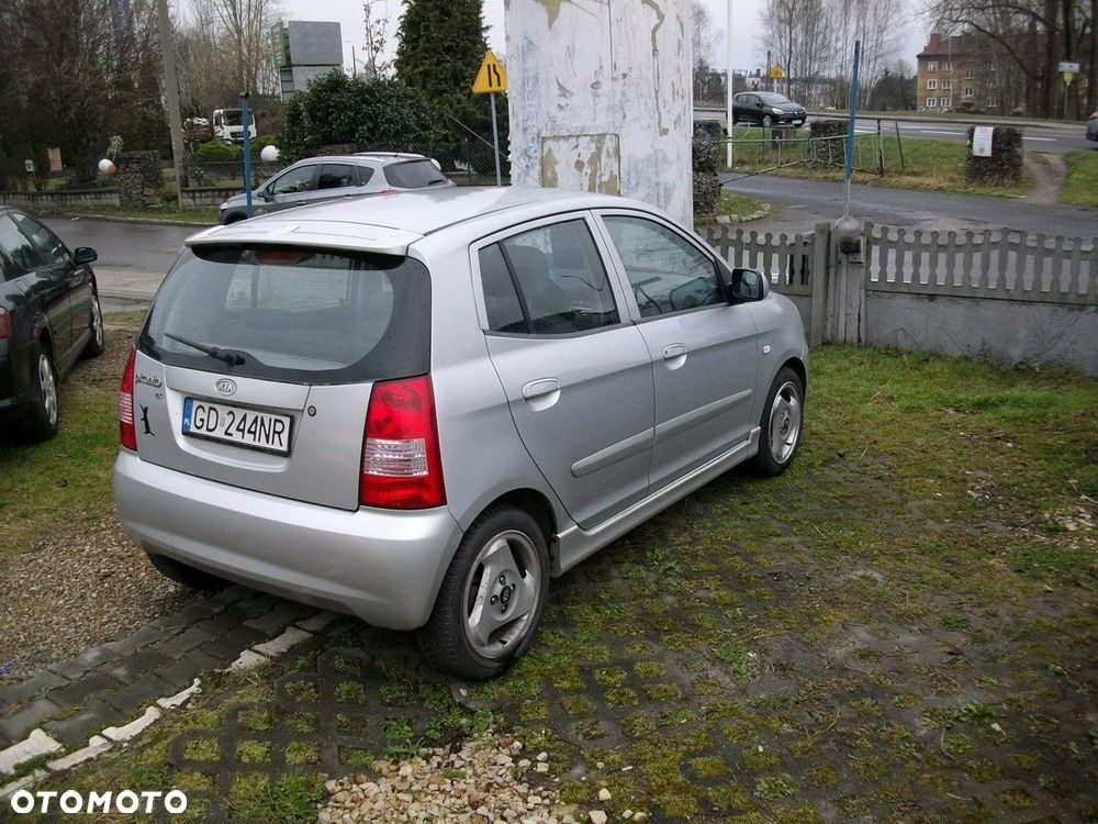Kia Picanto - 4
