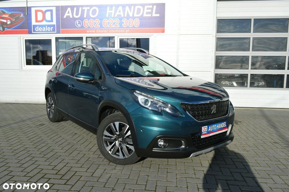 Peugeot 2008 1.2 Pure Tech Style EU6 - 8