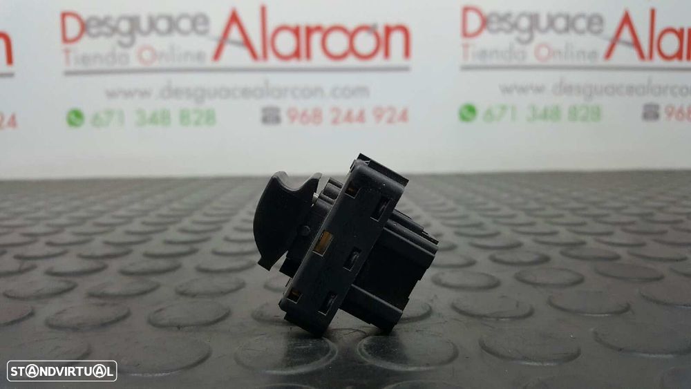 COMANDO DO ELEVADOR FRENTE DIREITO CITROEN C3 BUSINESS - 4