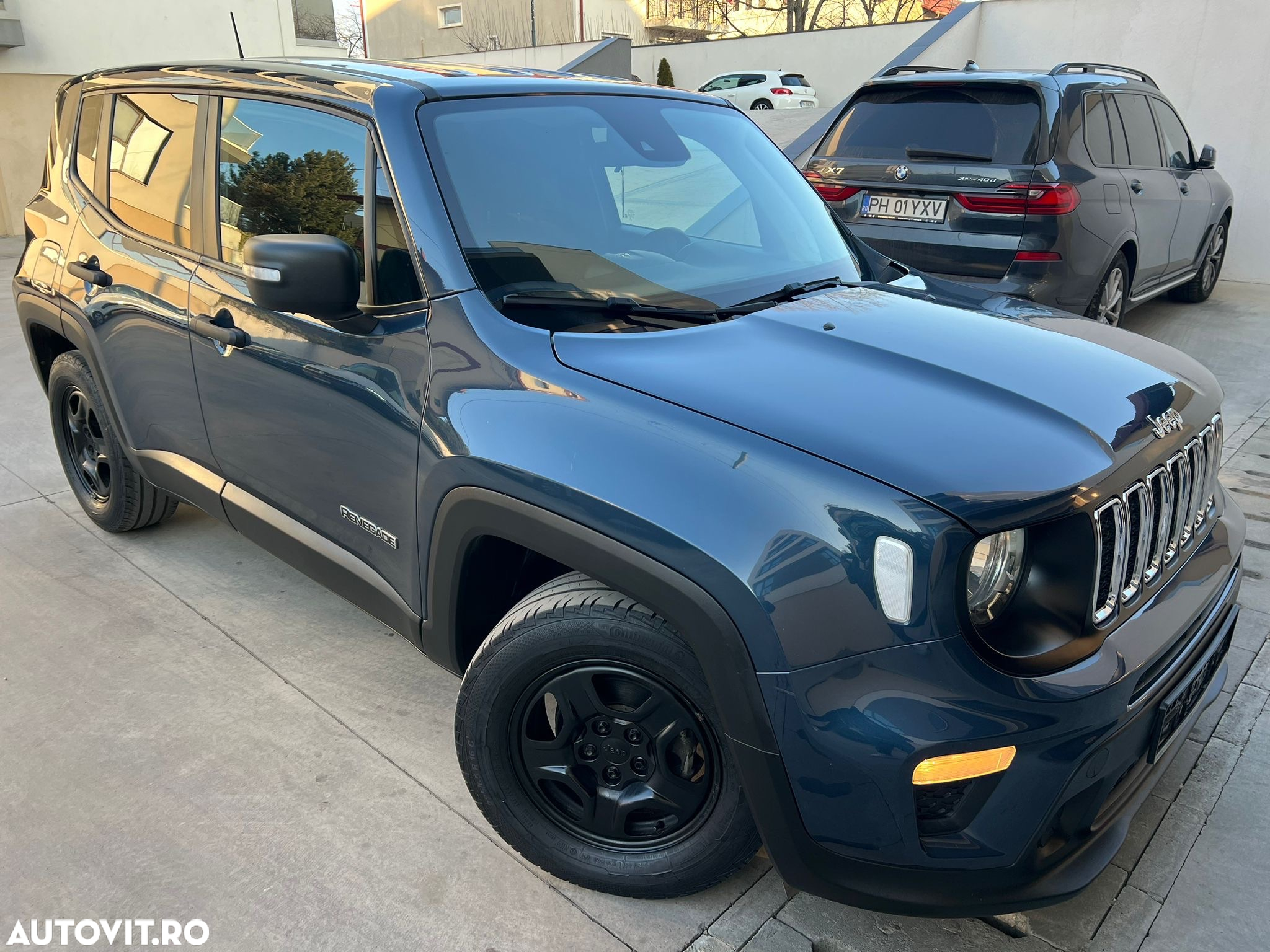 Jeep Renegade - 4