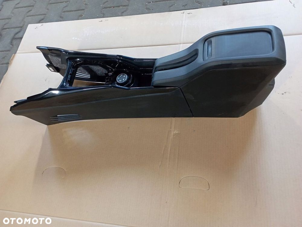 PEUGEOT 2008 TUNEL ŚRODKOWY - 7