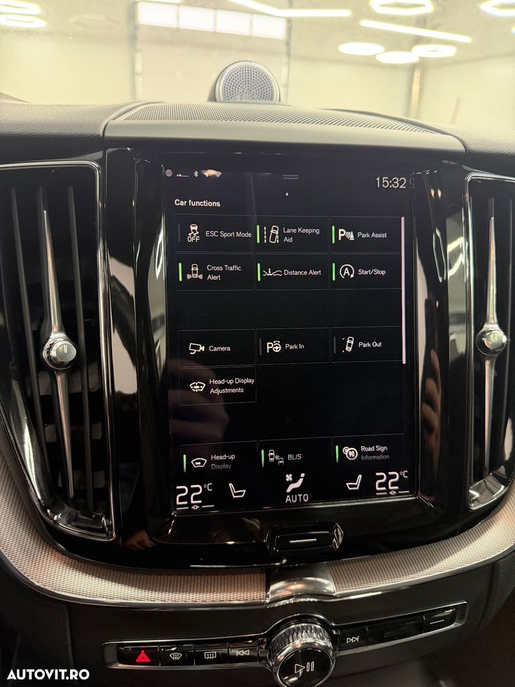 Volvo XC 60 B5 D AWD Geartronic RDesign - 18