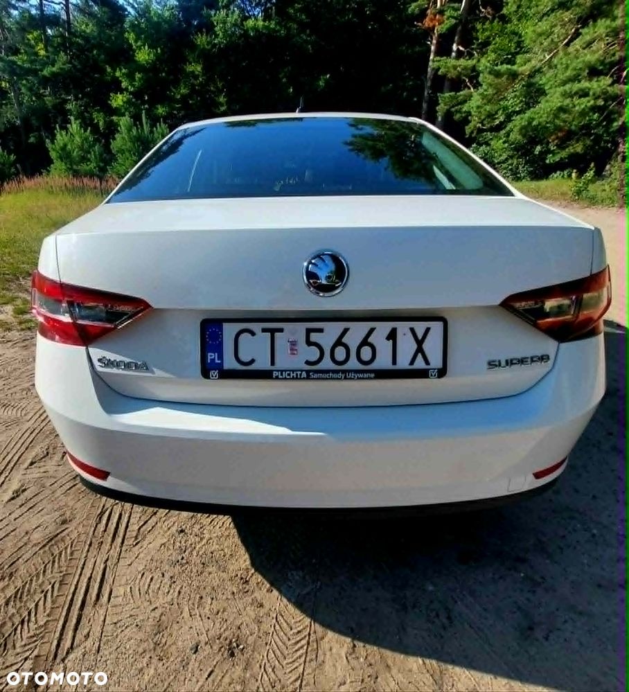 Skoda Superb 2.0 TDI Ambition DSG7 - 10