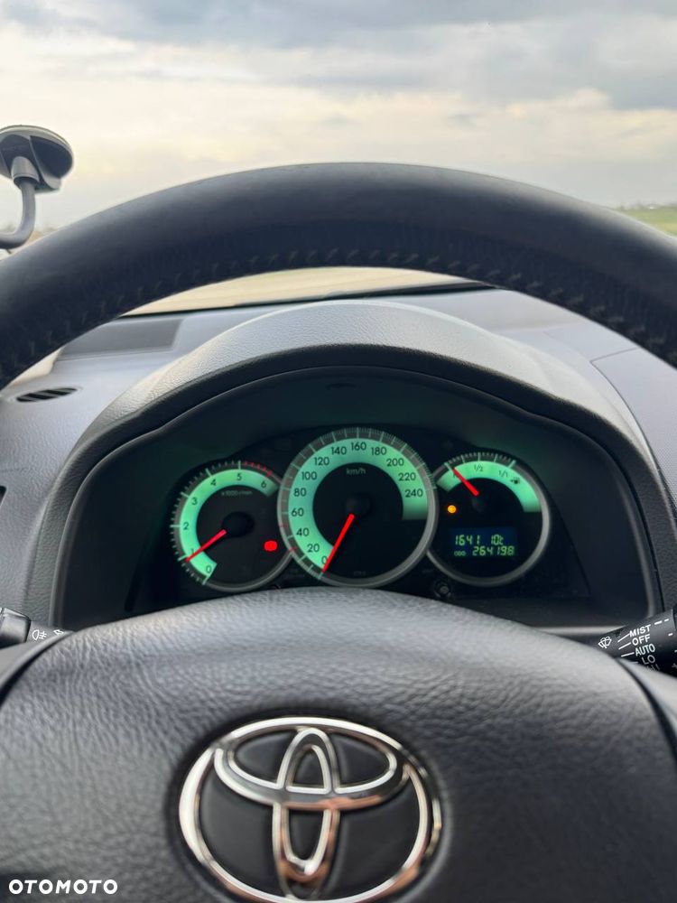 Toyota Corolla Verso - 10