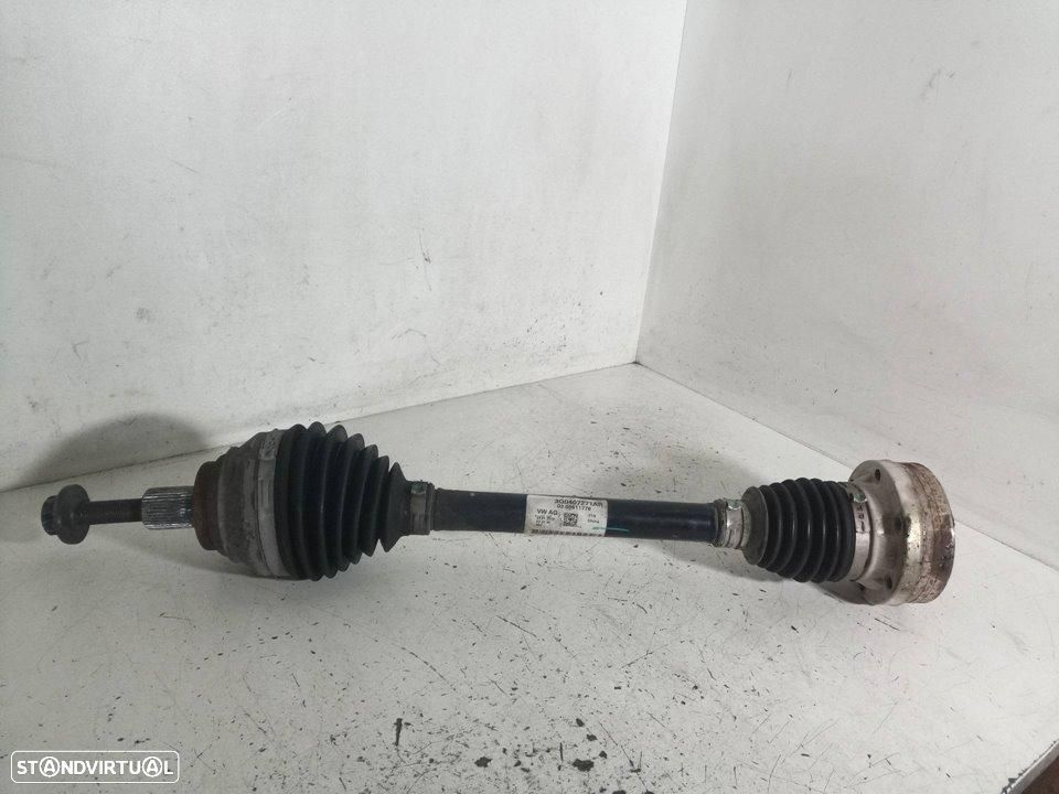 TRANSMISSÃO FRENTE ESQUERDA VOLKSWAGEN PASSAT VARIANT 3G5 - 1