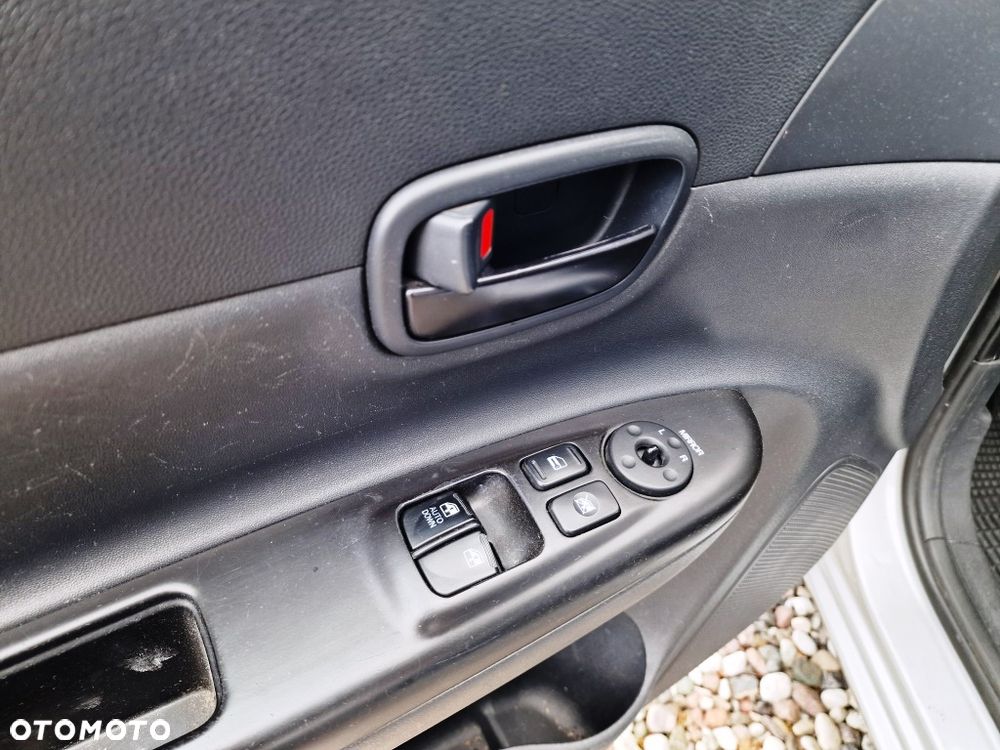 Hyundai Accent 1.6 Style A/C - 27