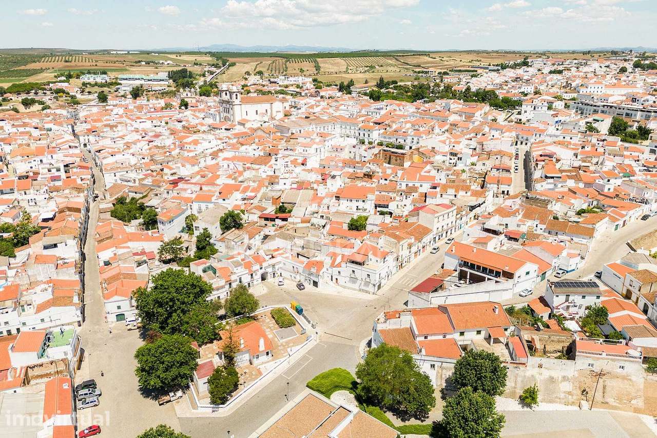Apartamento T1 com Terraço no Centro de Campo Maior - Grande imagem: 2/39