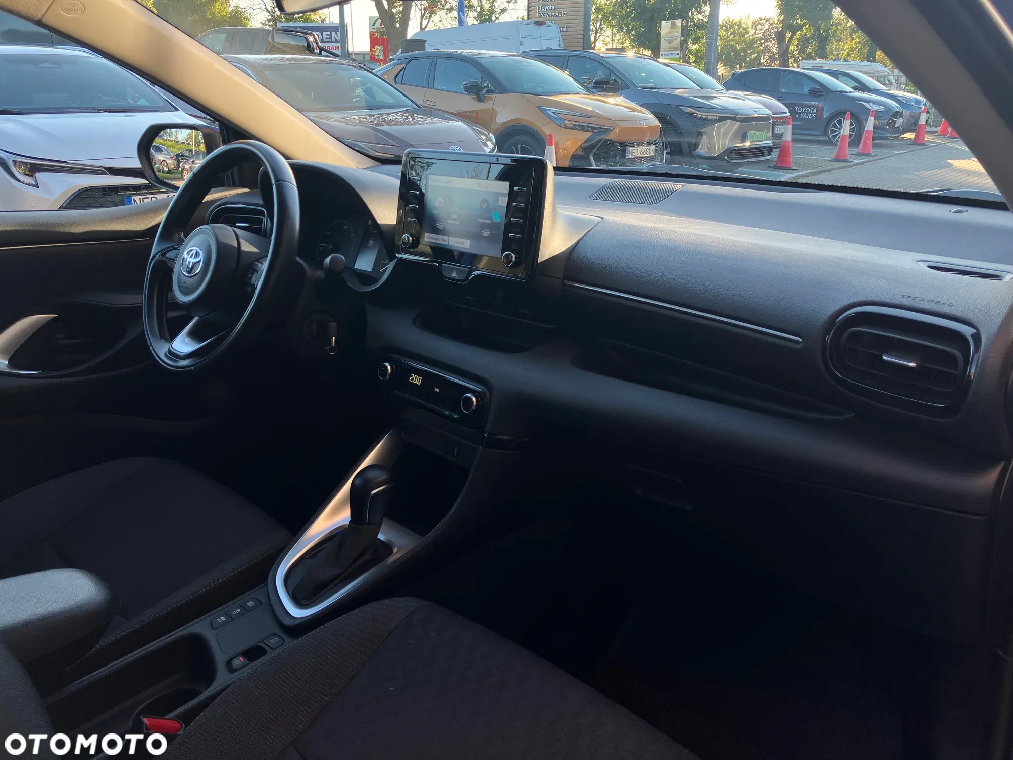 Toyota Yaris Hybrid 1.5 Comfort - 14