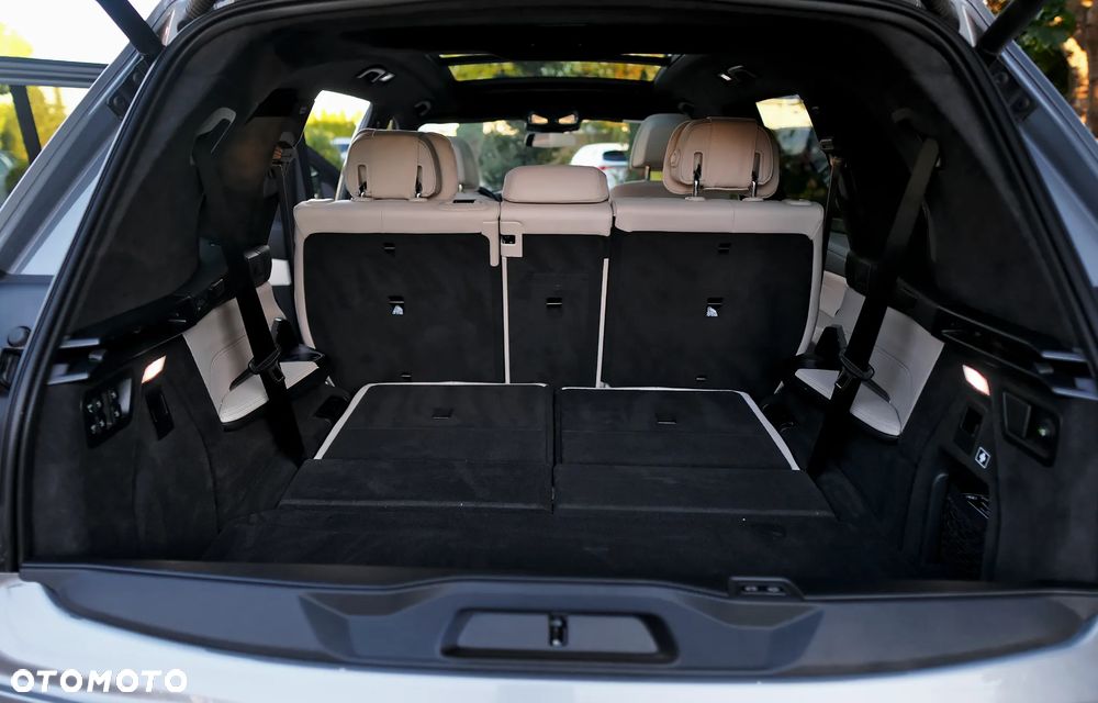 BMW X7 M50d sport - 14