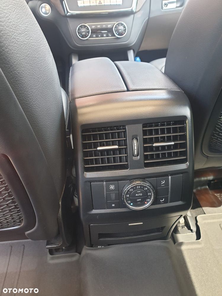 Mercedes-Benz GLS - 10