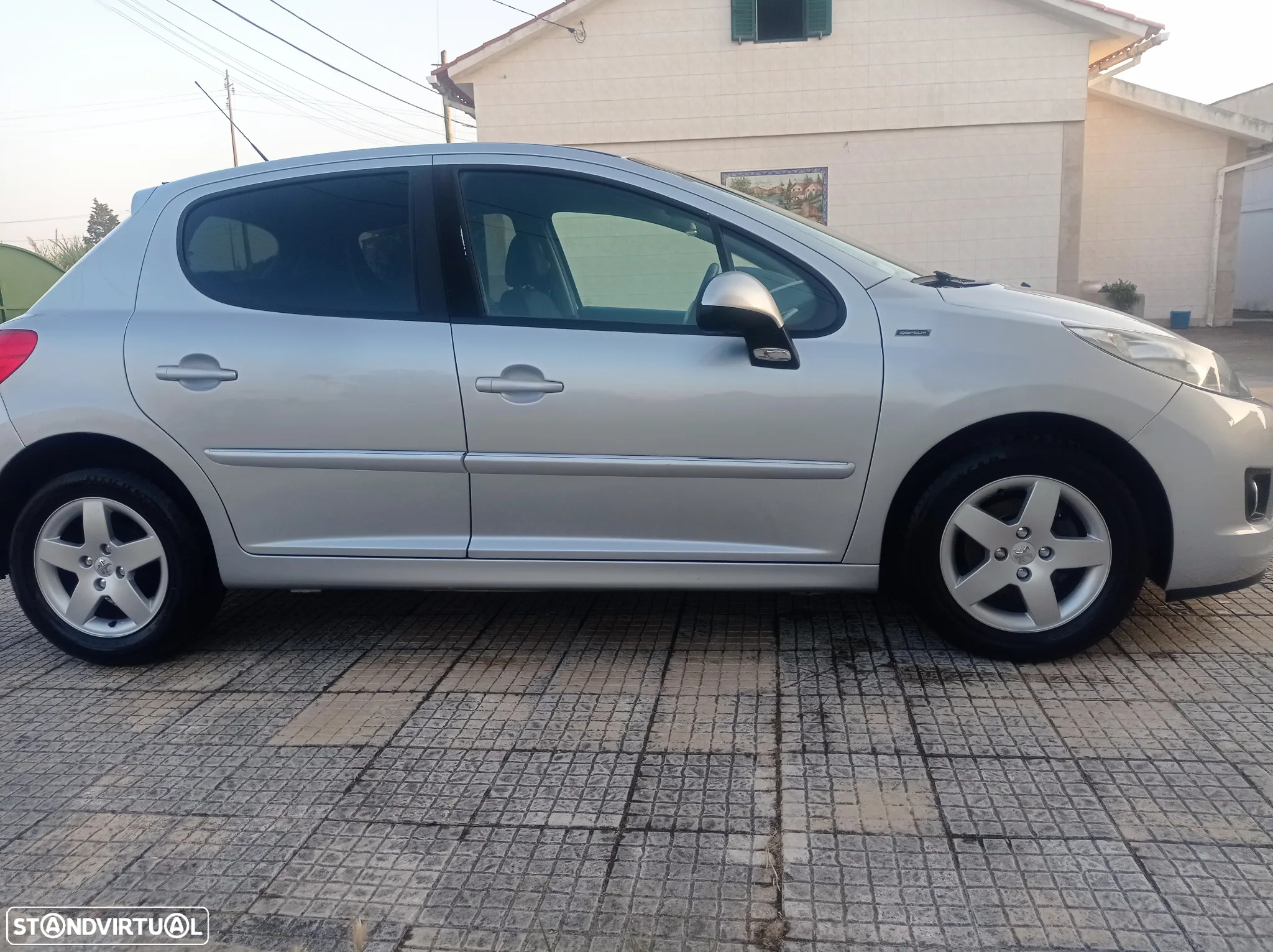 Peugeot 207 1.4 HDi Premium - 7