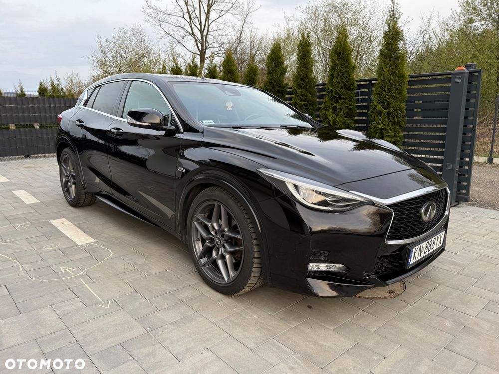 Infiniti Q30 2.2d Sport AWD 7DCT - 3