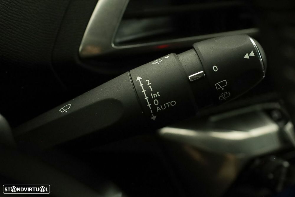 Peugeot 3008 1.2 PureTech Allure Pack - 19
