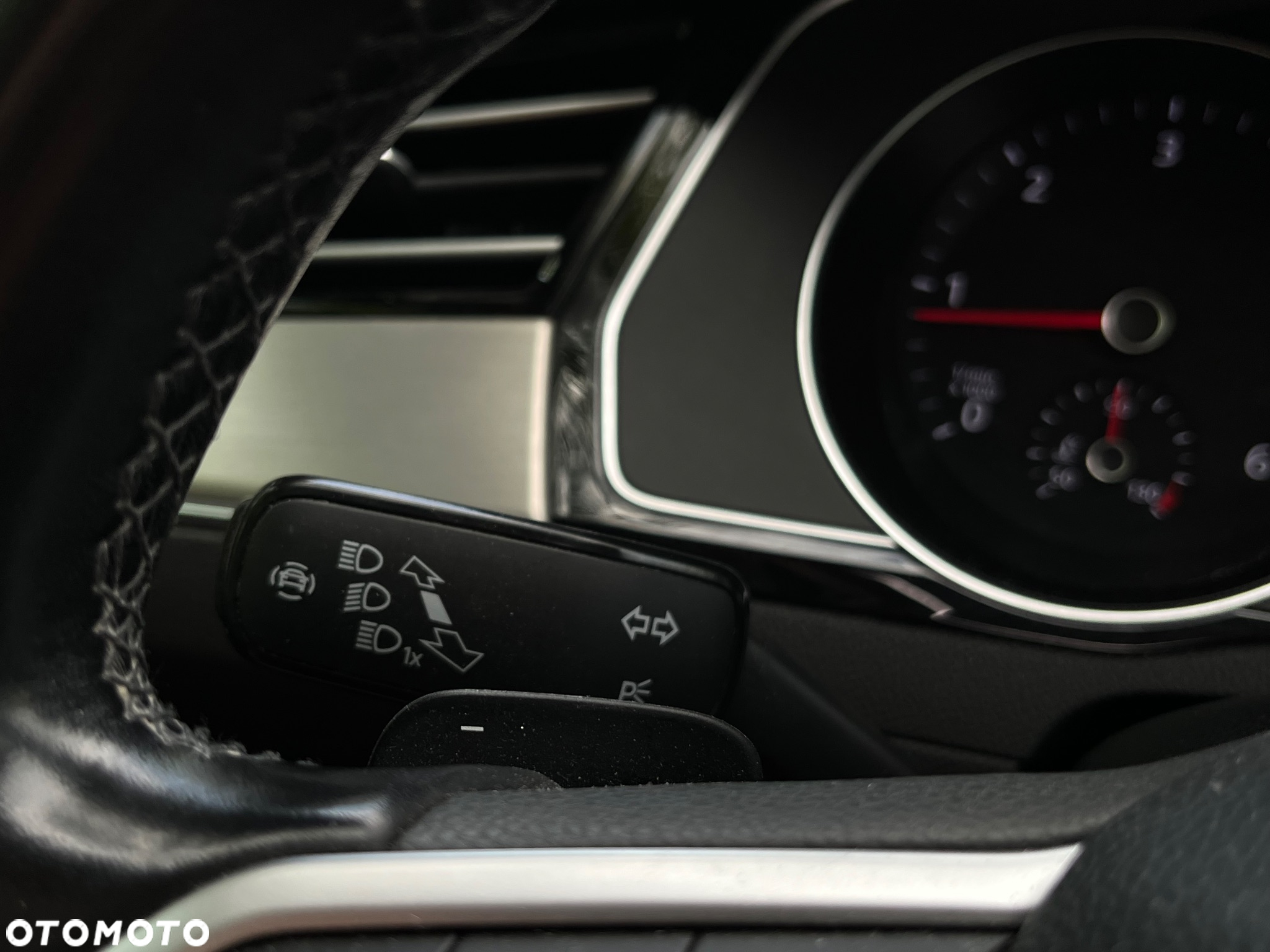 Volkswagen Passat 2.0 TDI BMT Highline DSG - 35