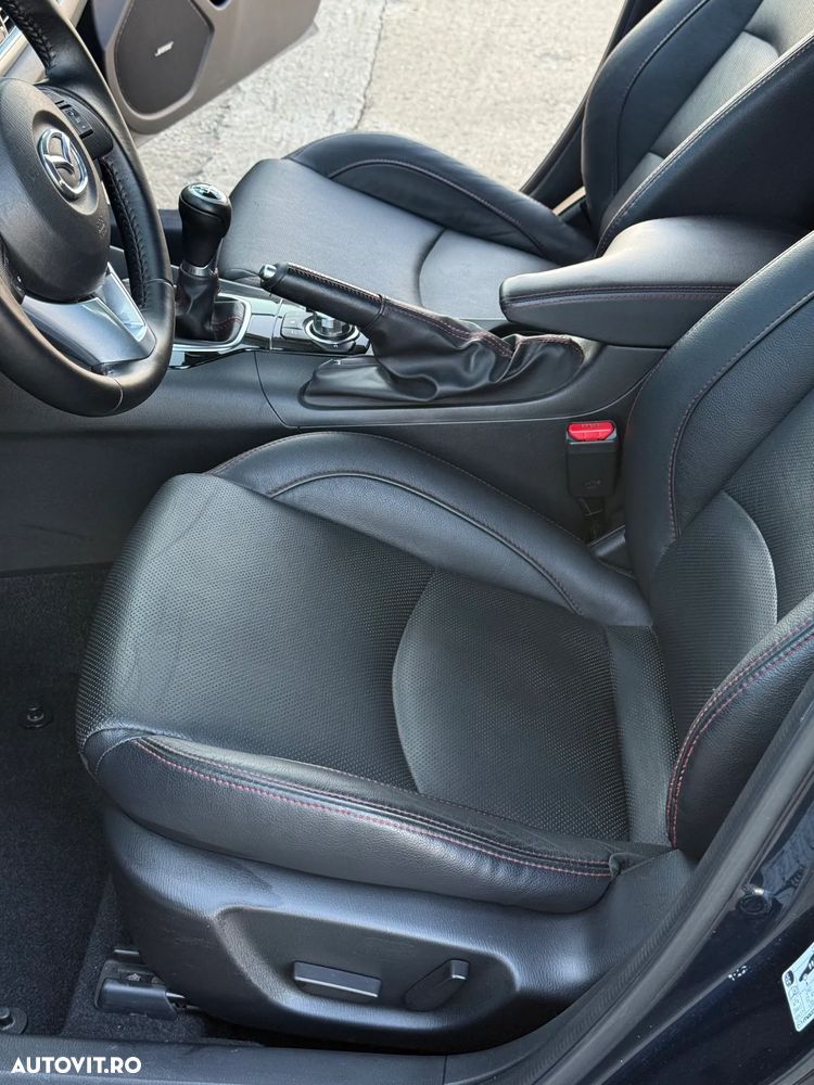 Mazda 3 G120 Revolution Top - 18