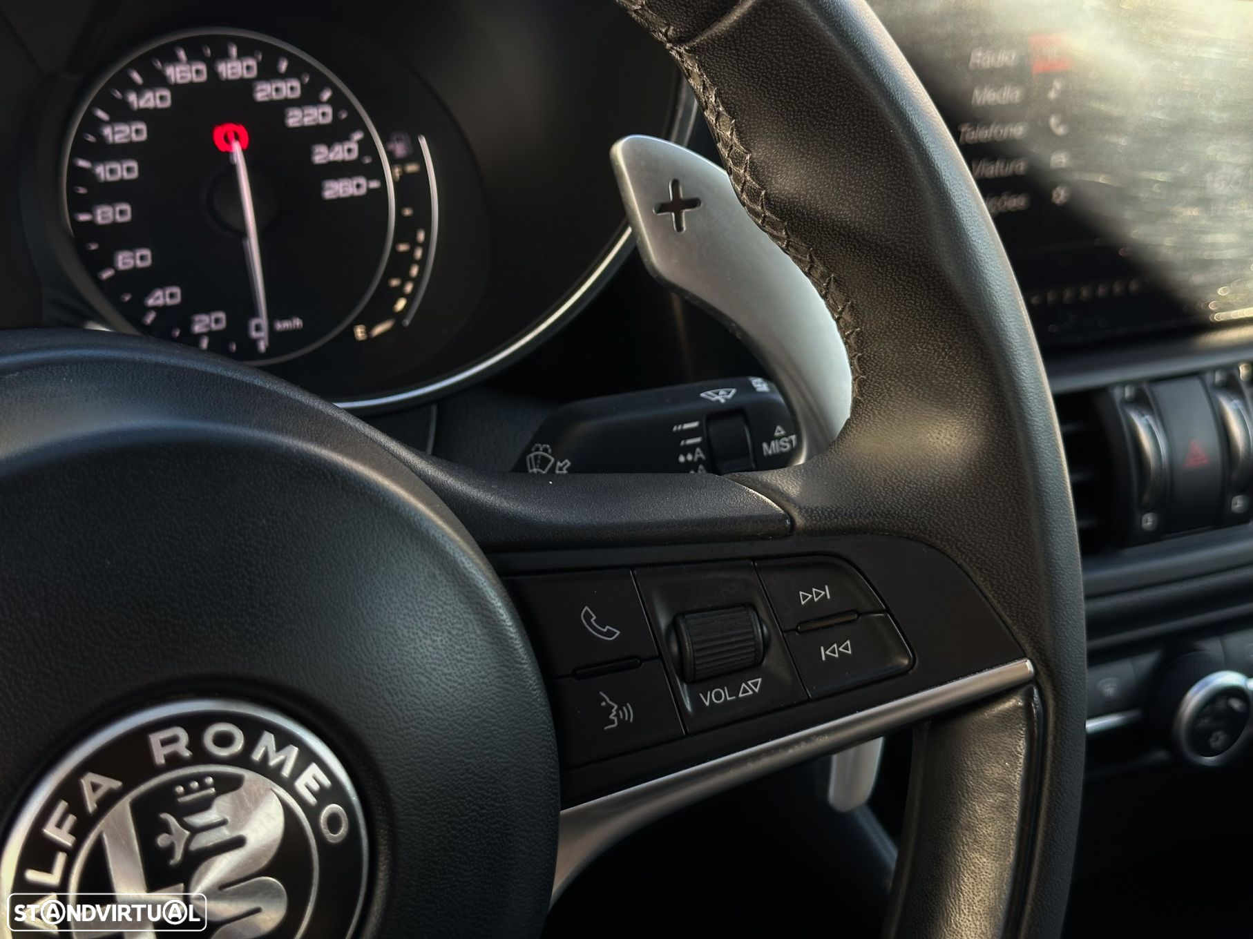 Alfa Romeo Giulia 2.2 D Super AT8 - 27