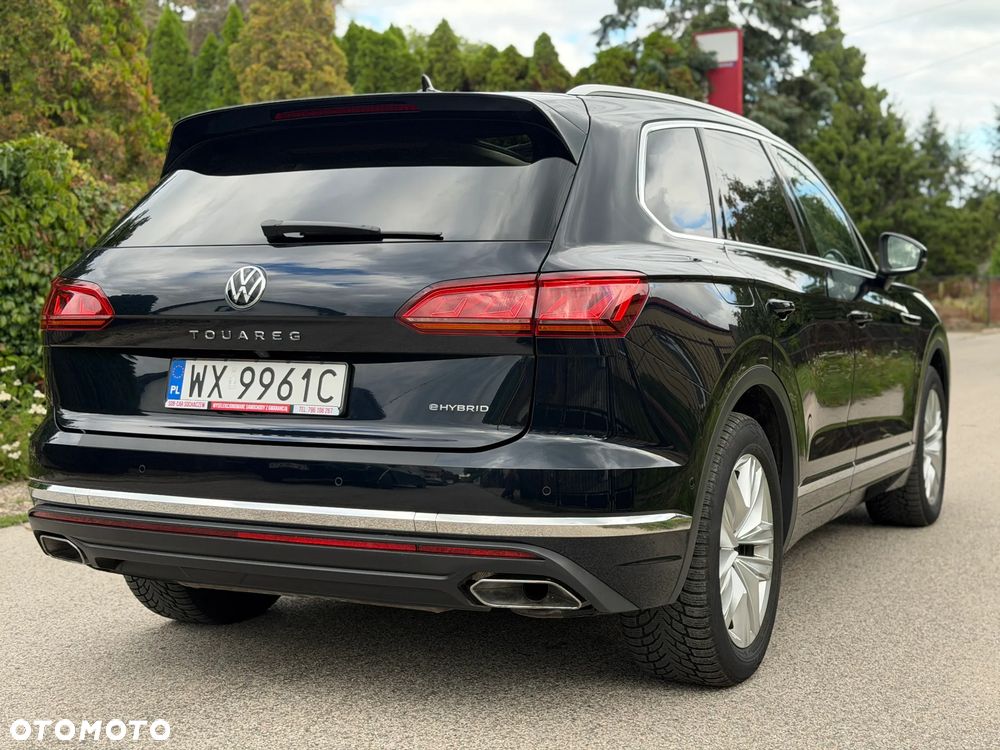 Volkswagen Touareg 3.0 V6 TFSI Plug-In Hybrid 4Mot Atmosphere - 4