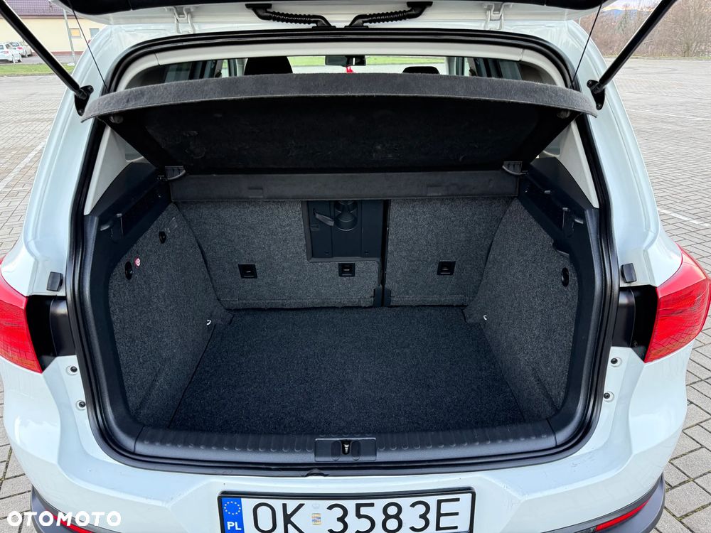 Volkswagen Tiguan 2.0 TDI DPF BlueMotion Technology Exclusive - 17