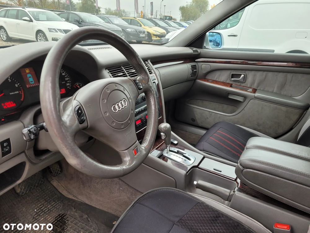 Audi A8 - 9
