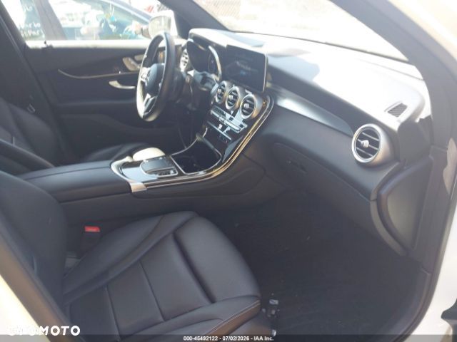 Mercedes-Benz GLC 300 4-Matic - 5