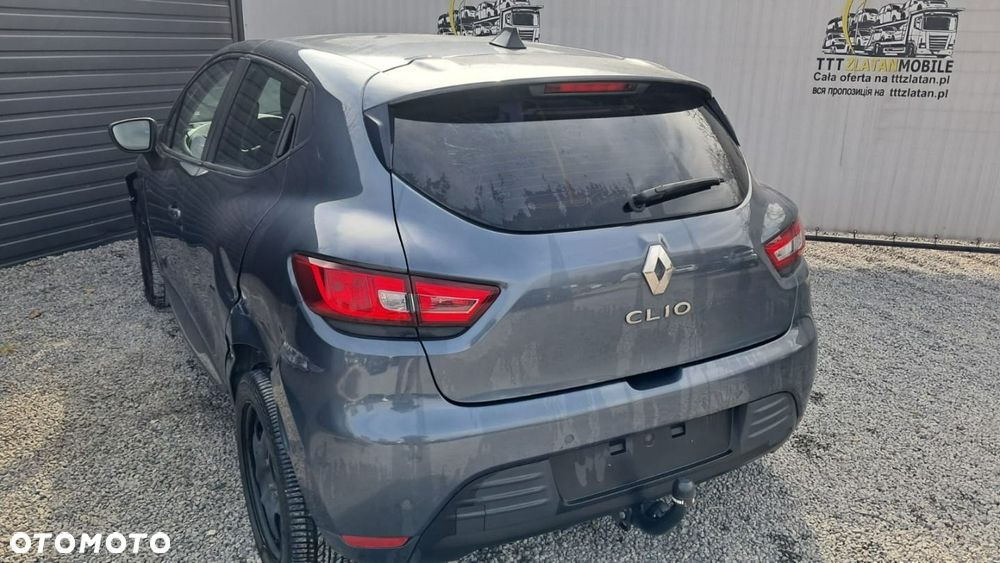 Renault Clio - 16