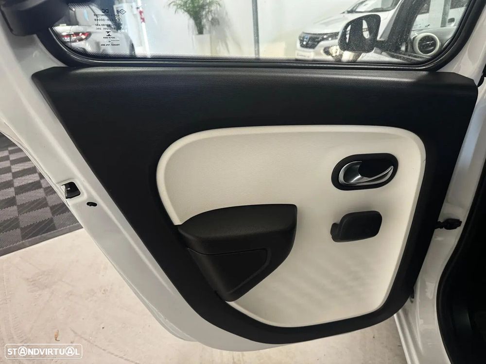 Renault Twingo SCe 70 S&S Intens - 32