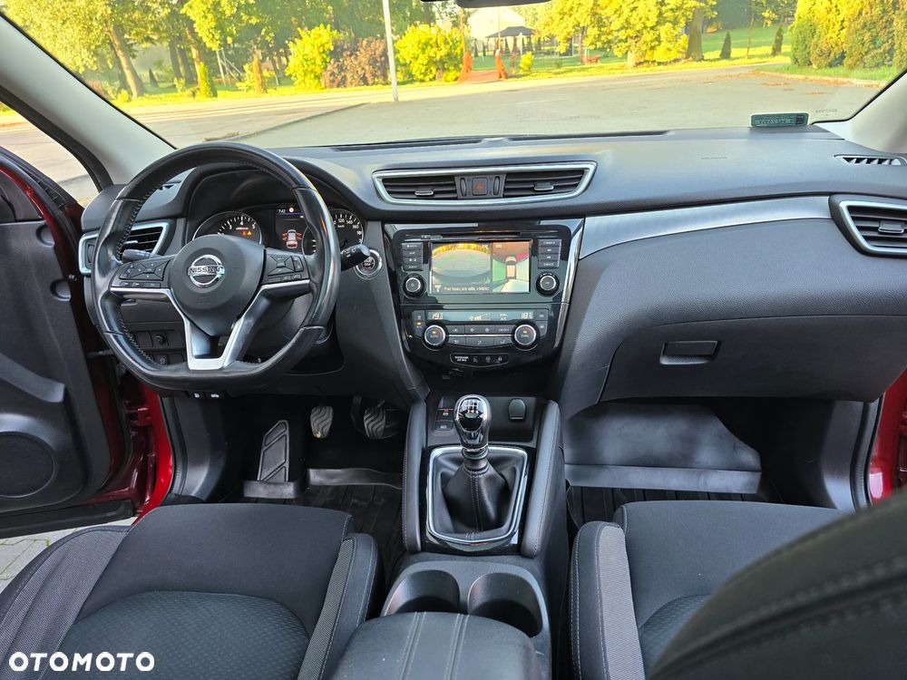 Nissan Qashqai 1.3 DIG-T N-CONNECTA - 31