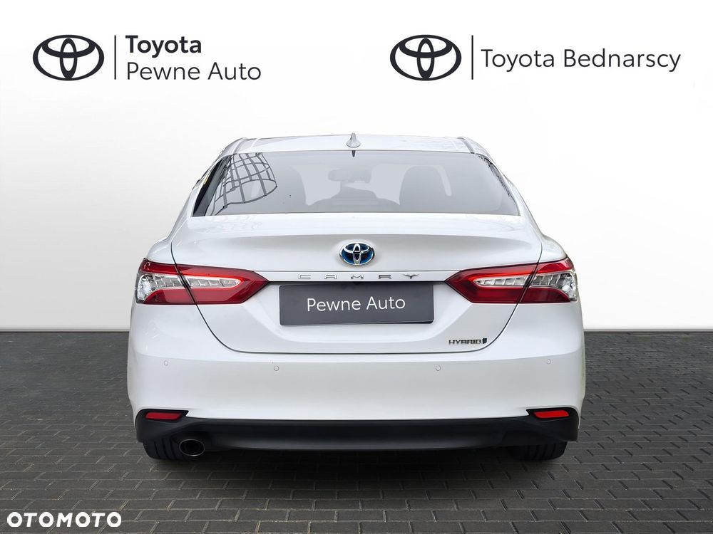 Toyota Camry 2.5 Hybrid Executive CVT - 4