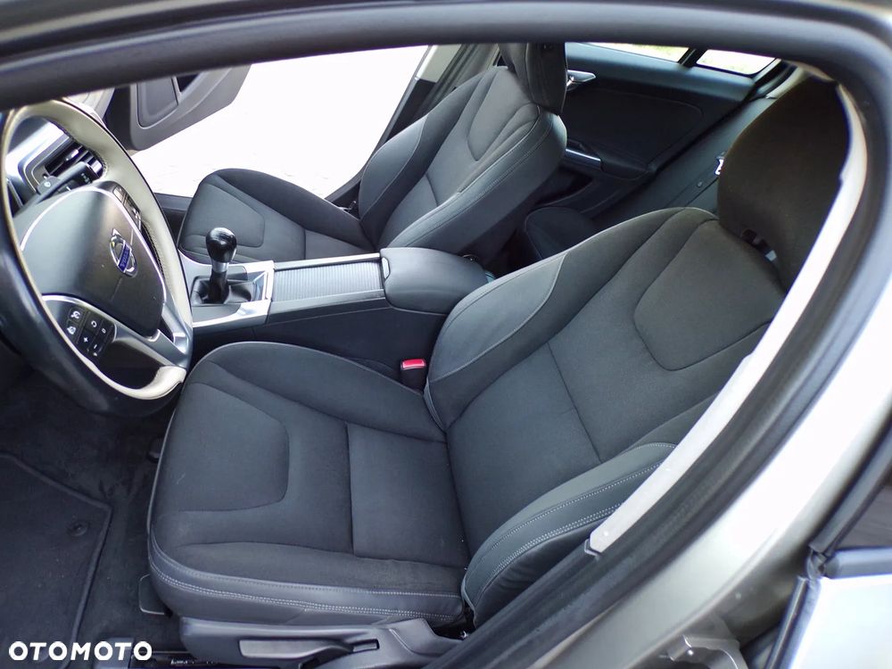 Volvo S60 D4 Summum - 24