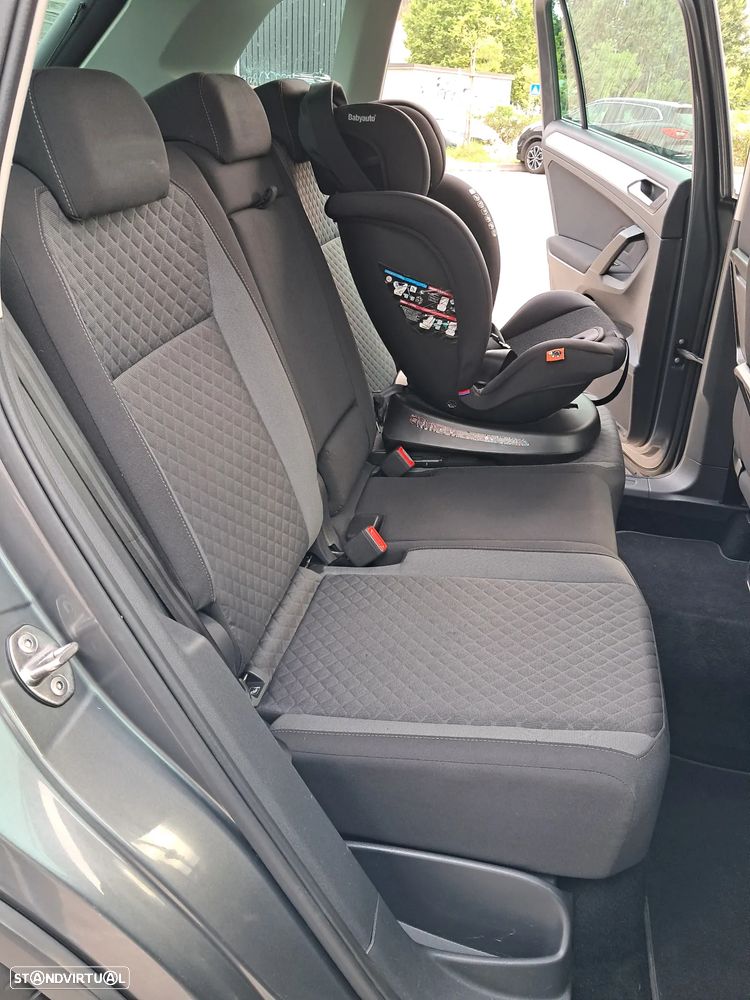 VW Tiguan - 10