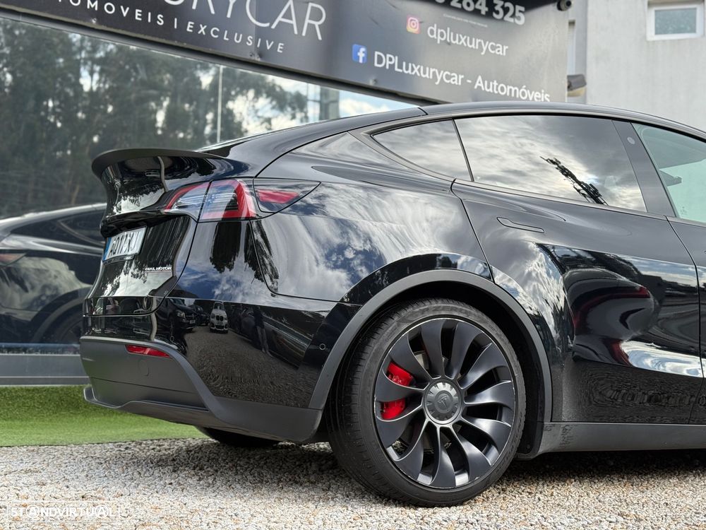Tesla Model Y Performance Tração Integral - 30