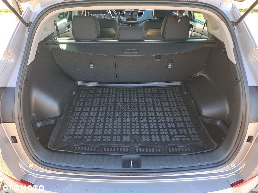 Hyundai Tucson 1.6 GDI BlueDrive Comfort 2WD - 23