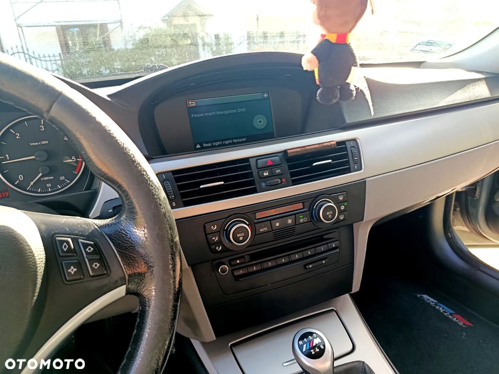BMW Seria 3 318d - 39