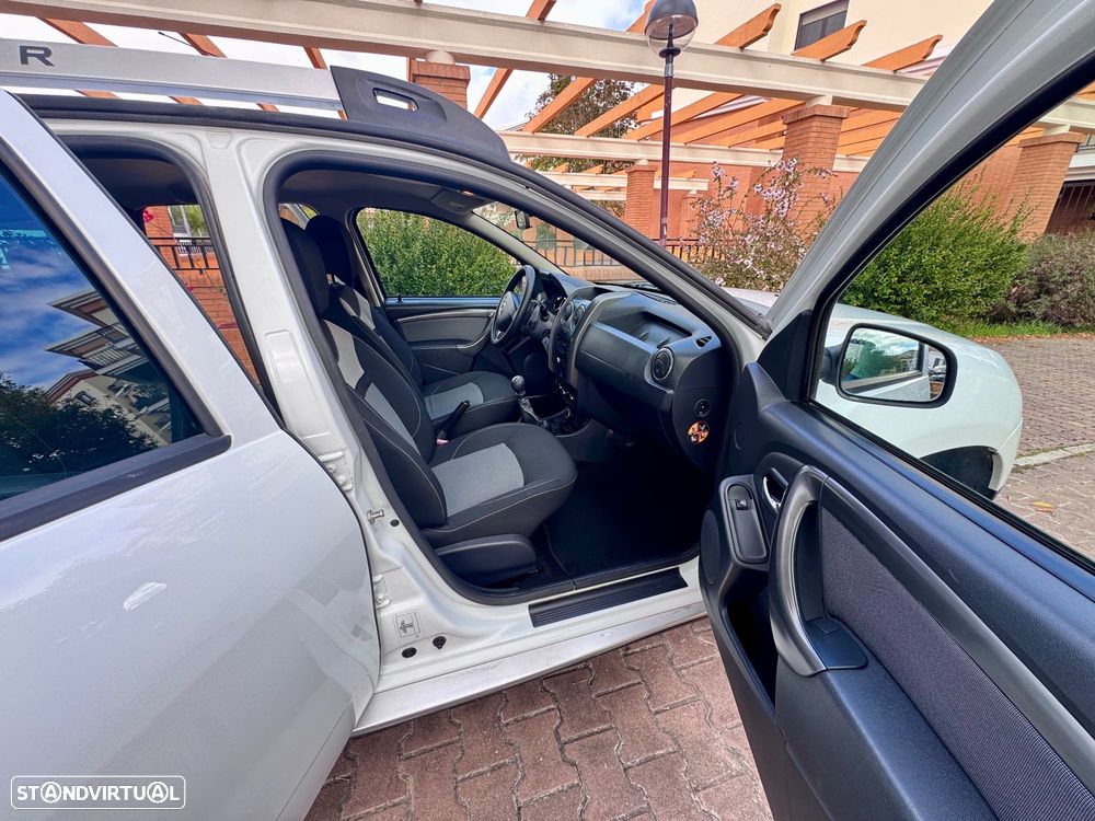 Dacia Duster 1.5 dCi Prestige 4WD - 11