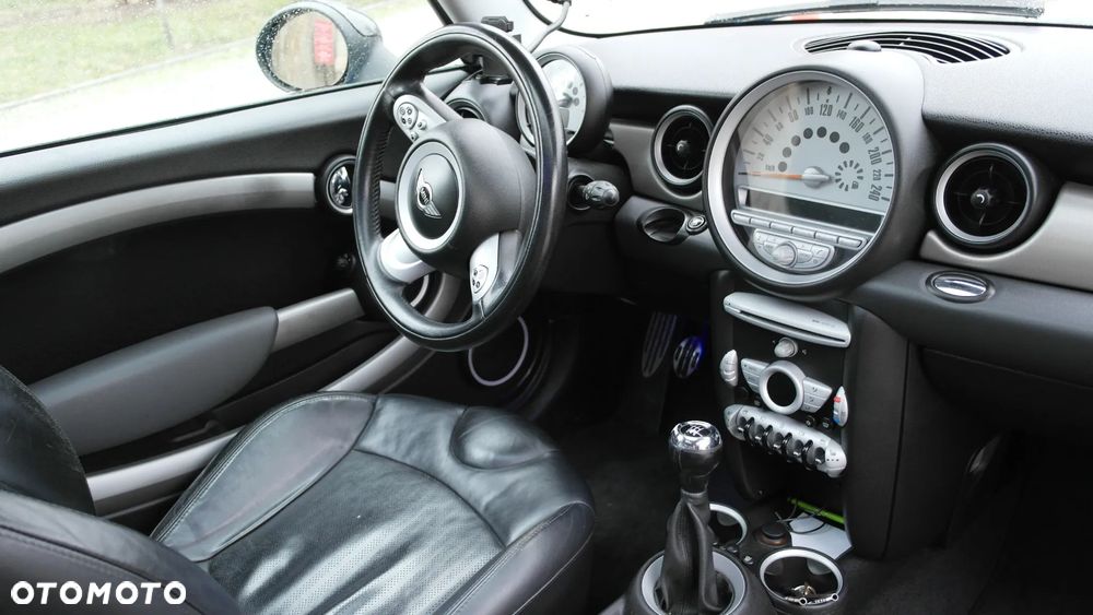 MINI Cooper S - 11