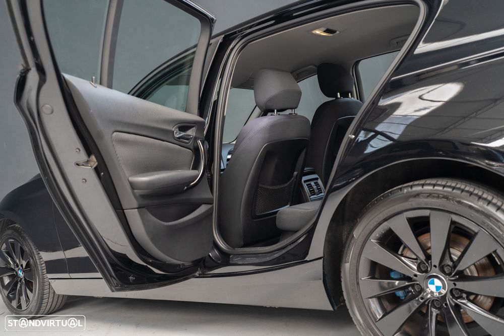 BMW 118 d - 23