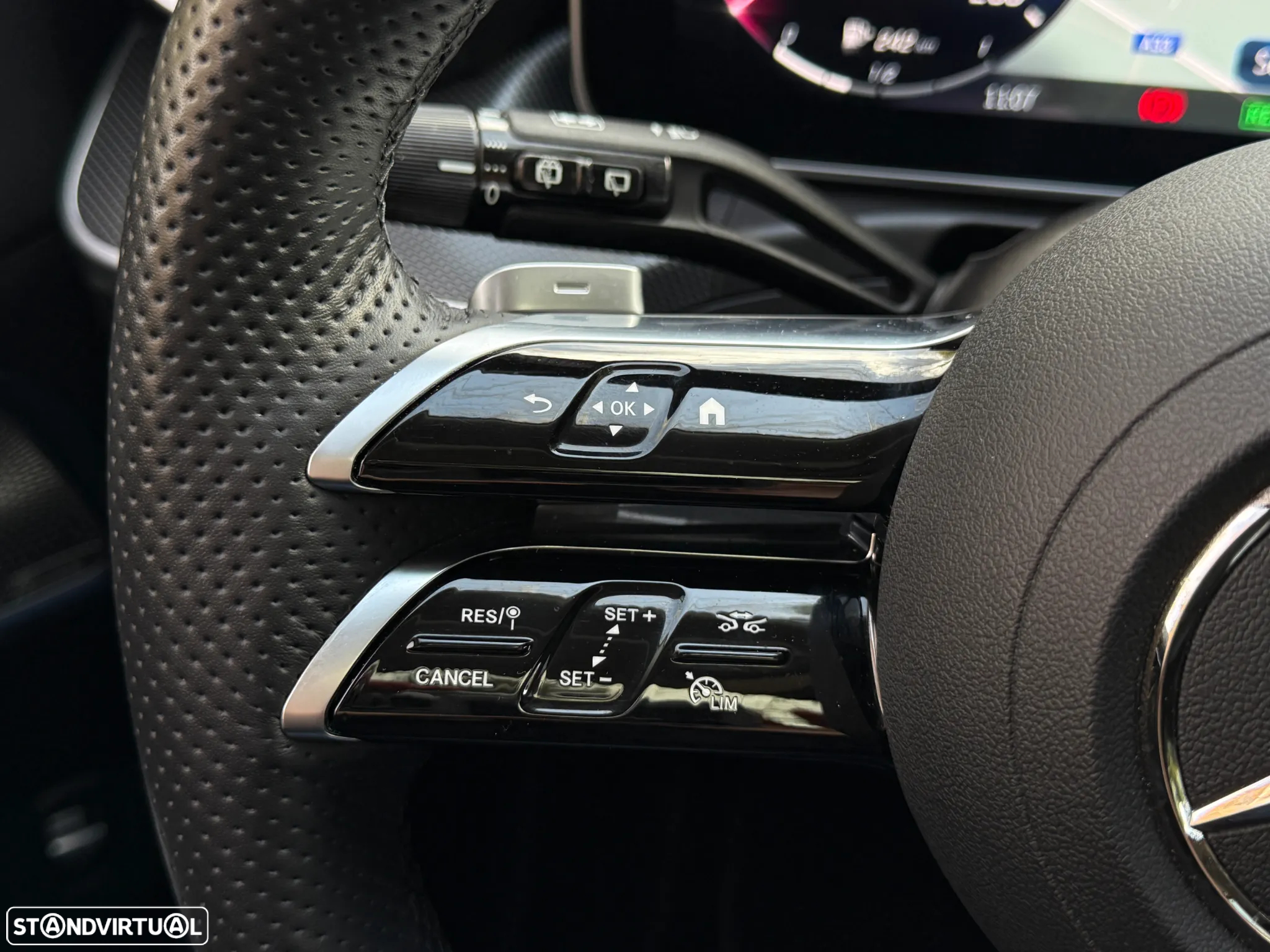 Mercedes-Benz C 300 de AMG Line - 13